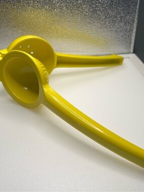 Vintage Sunkist Handheld Citrus Press - Manual Lemon Squeezer